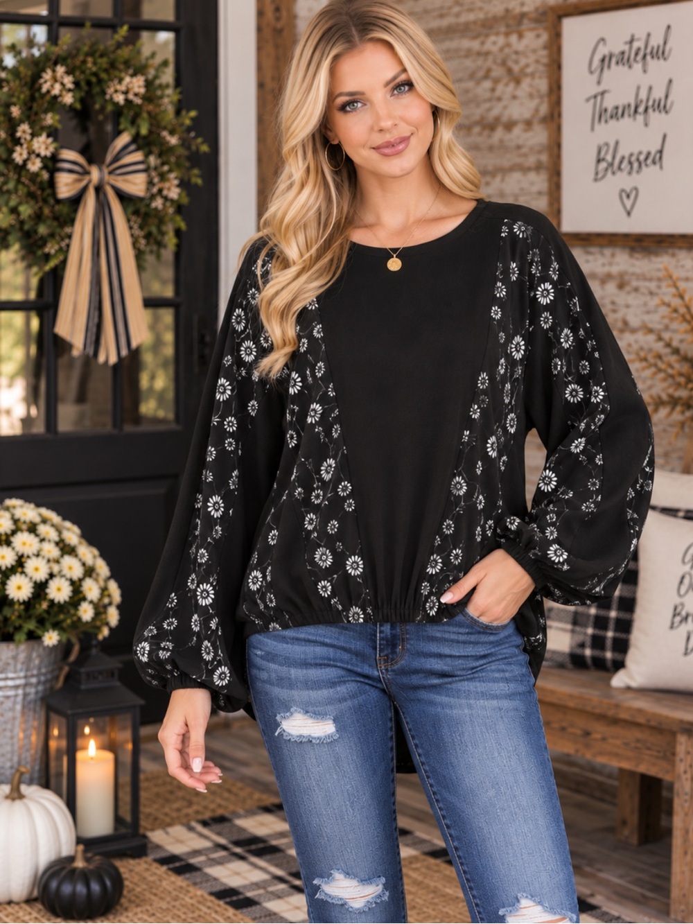 Gigio NWT Black White Floral Balloon Sleeve Hi-Low Top